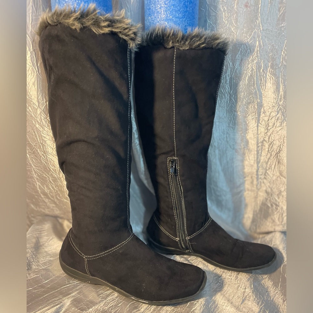 Natural Soul by Naturalizer Fabiano black suede boots with faux fur